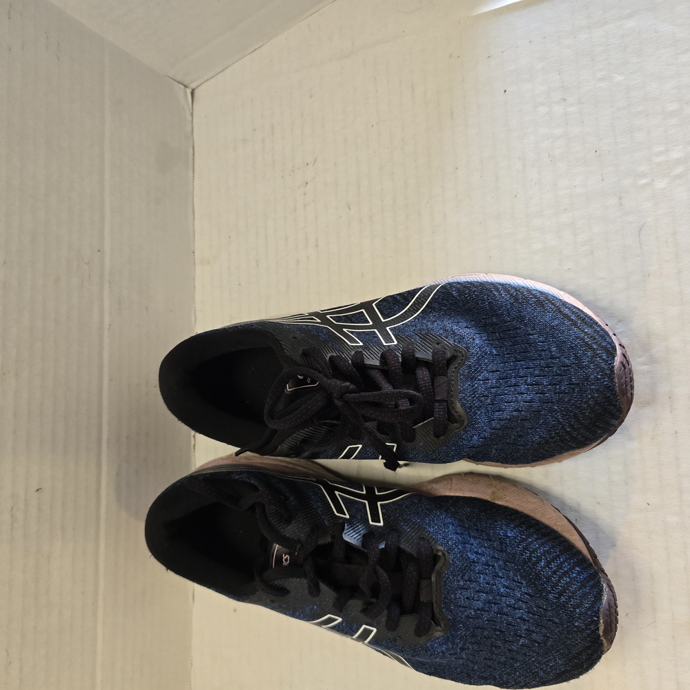 Black Athletic Shoes